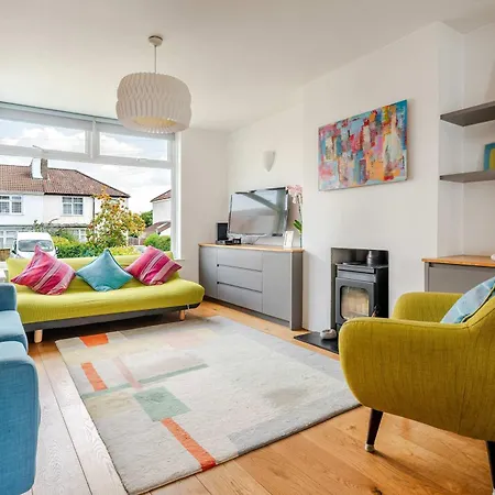 Ferienhaus Redland's Fun & Colourful Artistic House