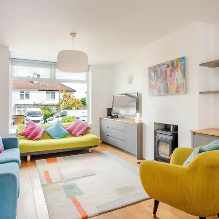 Ferienhaus Redland's Fun & Colourful Artistic House *