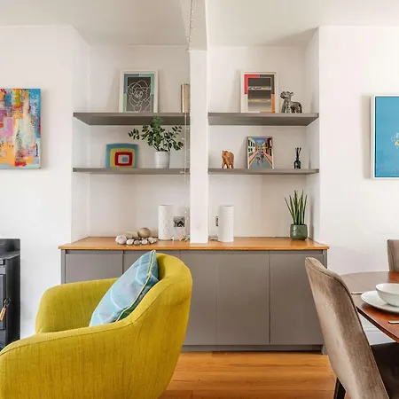 Ferienhaus Redland's Fun & Colourful Artistic House