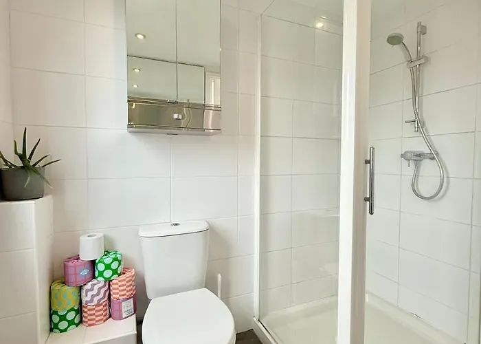 Redland's Fun & Colourful Artistic House Dom wakacyjny Bristol